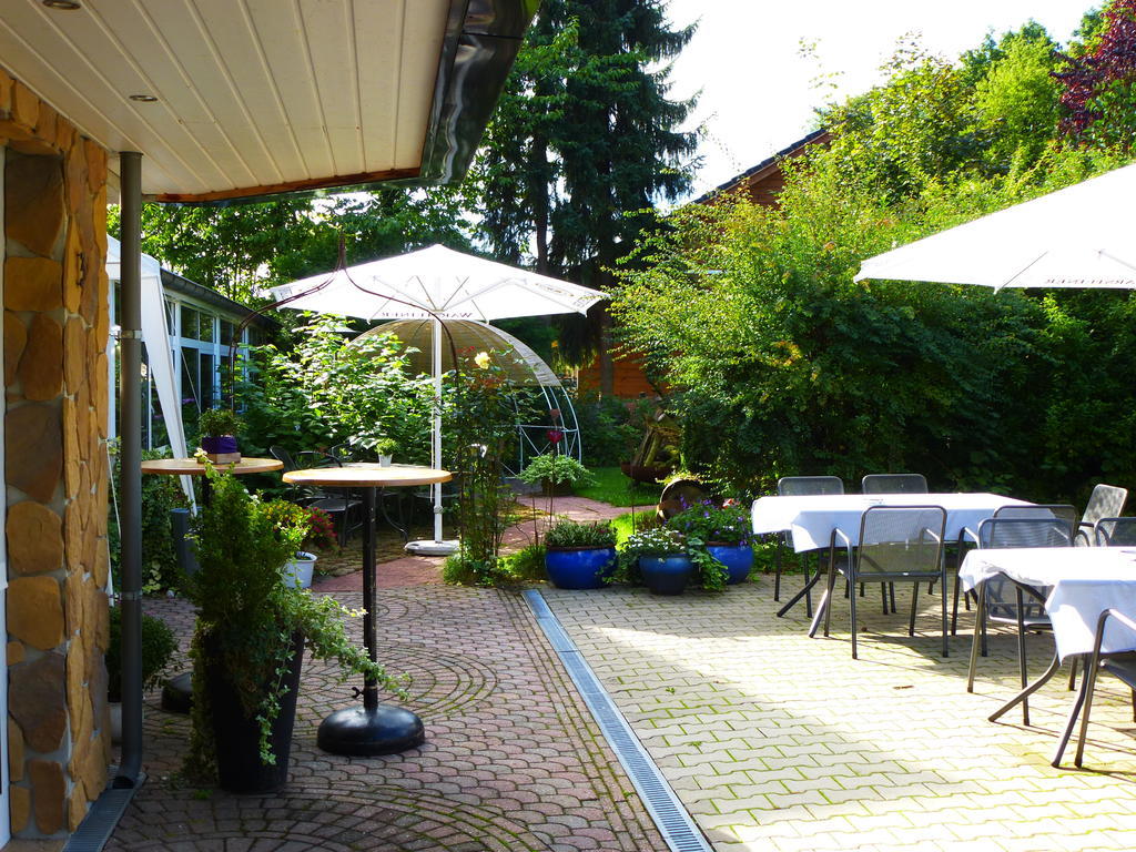 Landhaus-Puettmann Hotel Frondenberg Bagian luar foto